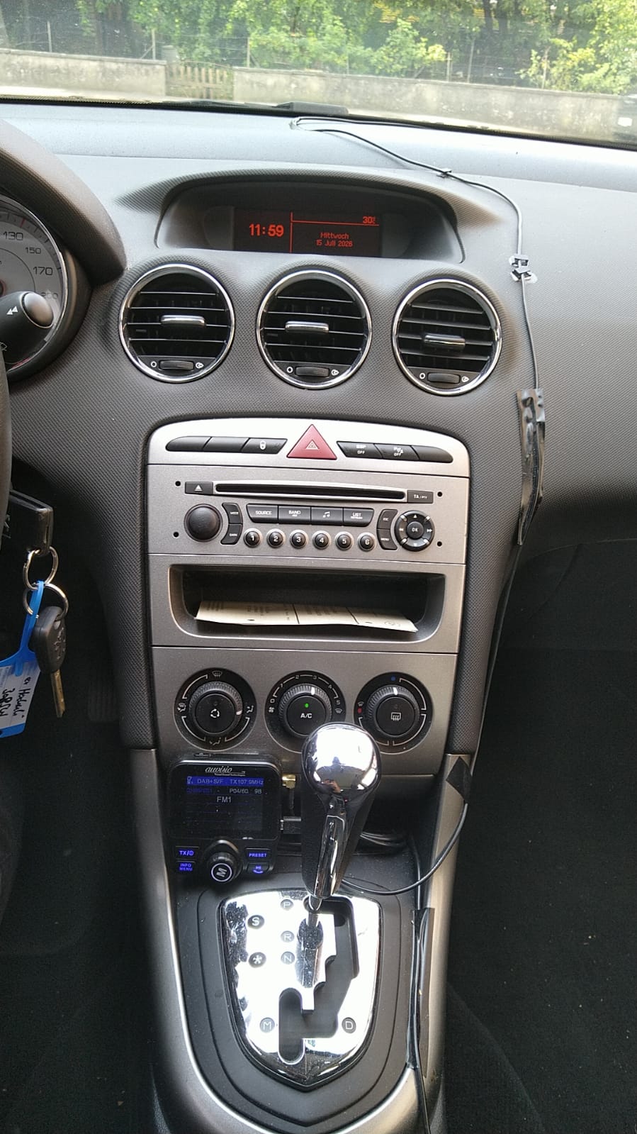 PEUGEOT 308 SW 1.6 16V Turbo Sport Pack Automatic-image-8