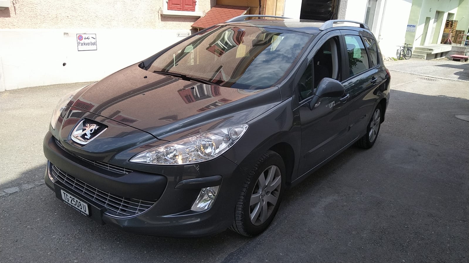 PEUGEOT 308 SW 1.6 16V Turbo Sport Pack Automatic-image-0