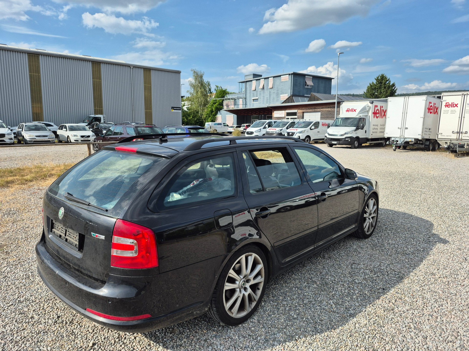 SKODA Octavia 2.0 TFSI RS-image-1