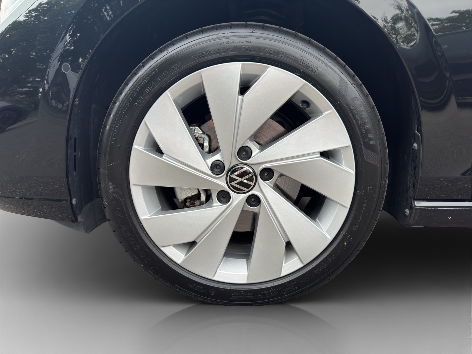 VW Golf 1.5 e TSI mHEV Life DSG-image-13