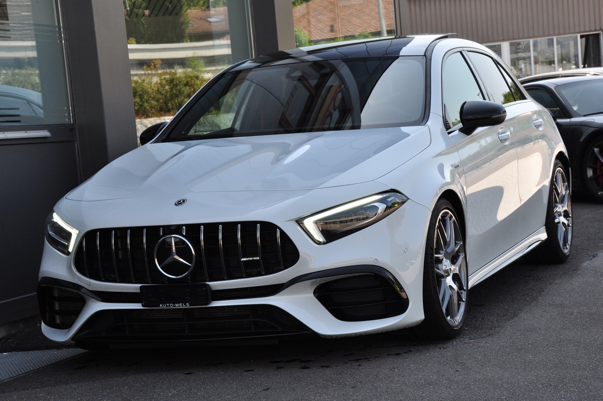 MERCEDES-BENZ A 45 AMG 4Matic+ Speedshift-image-2