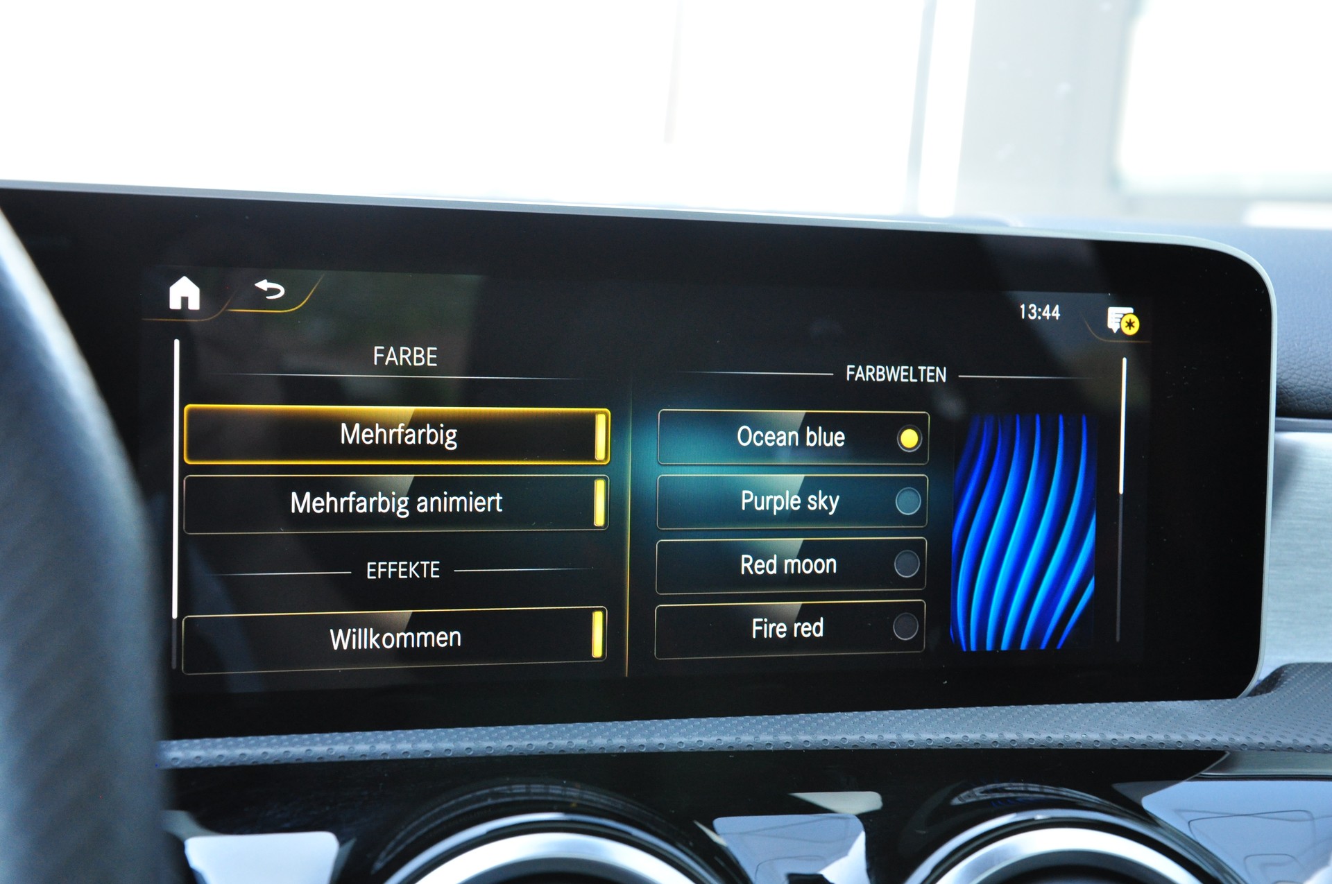 MERCEDES-BENZ A 45 AMG 4Matic+ Speedshift-image-26