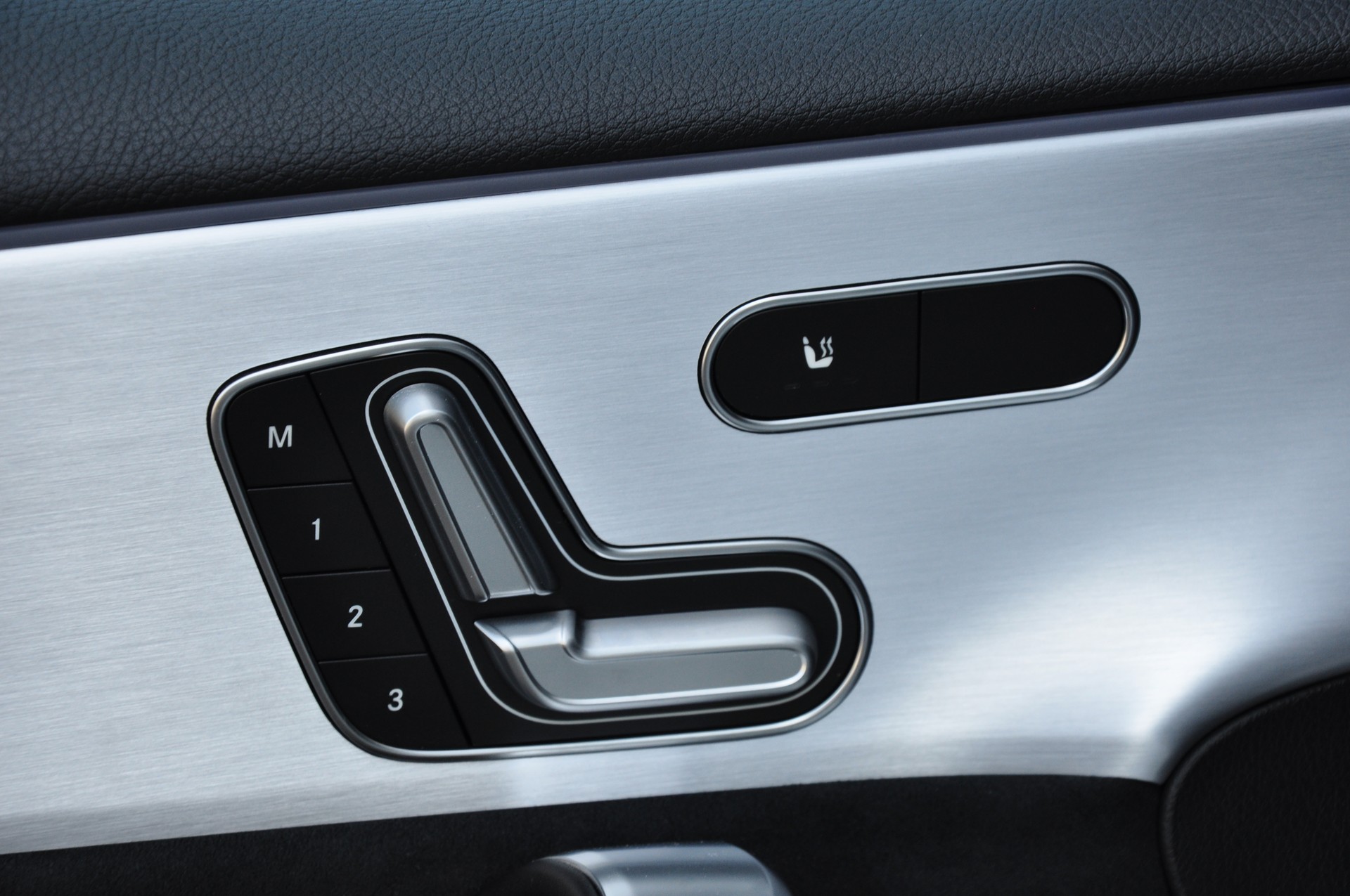 MERCEDES-BENZ A 45 AMG 4Matic+ Speedshift-image-25