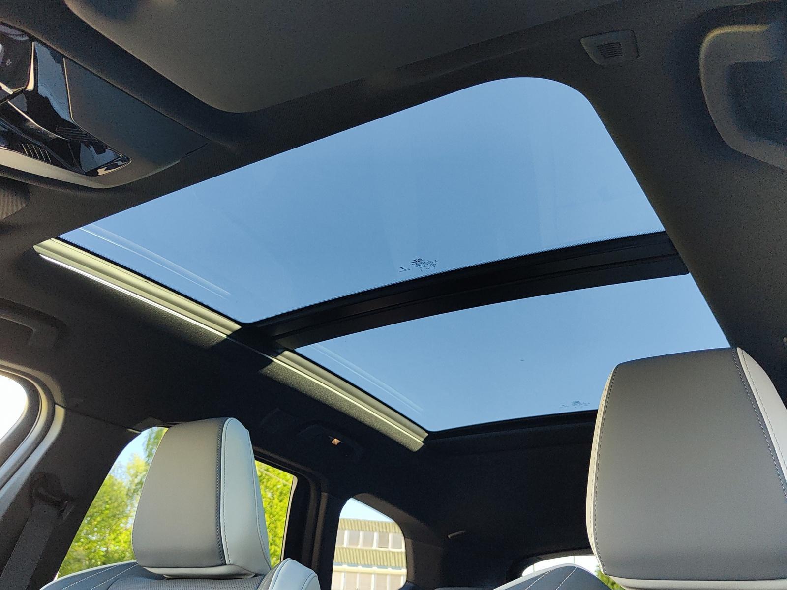 BMW iX1 30 xDrive-image-21