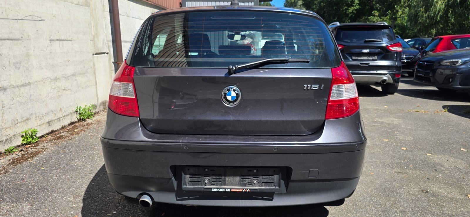 BMW 116i-image-4