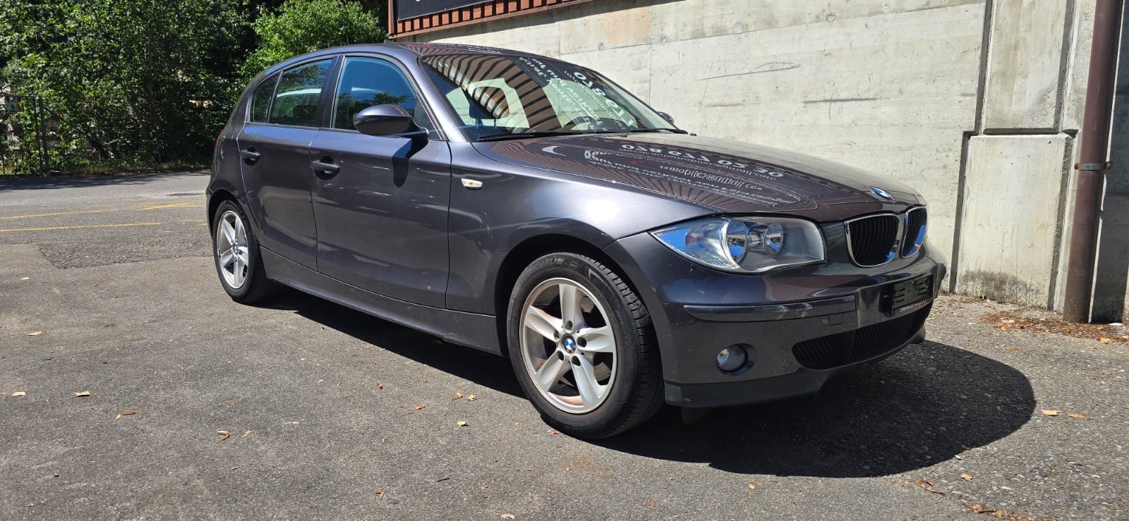 BMW 116i-image-0