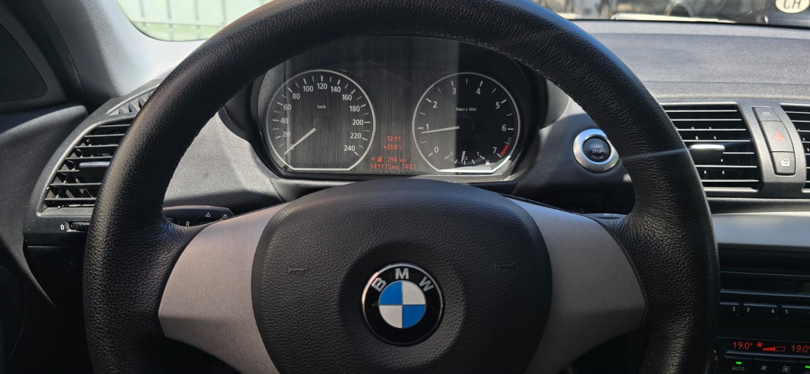 BMW 116i-image-11