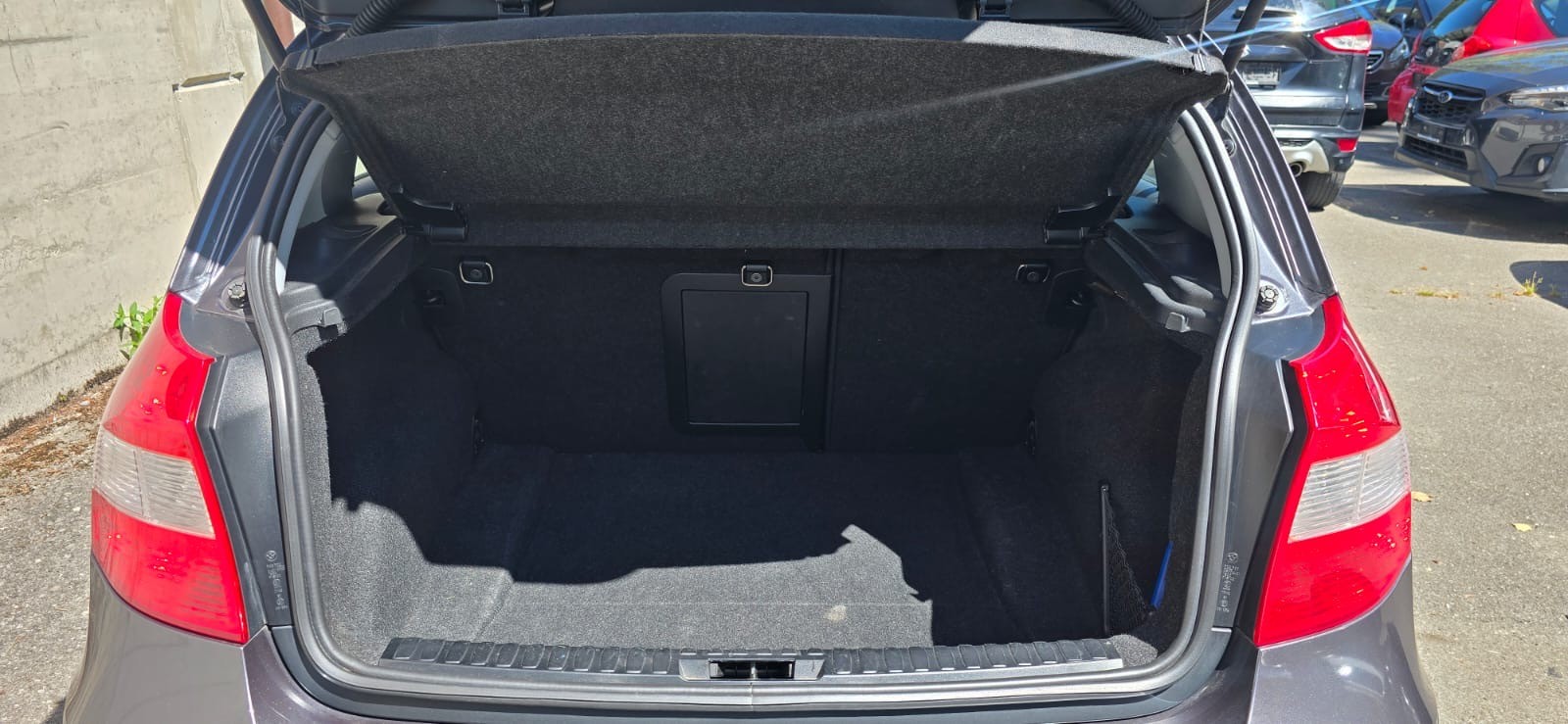 BMW 116i-image-6