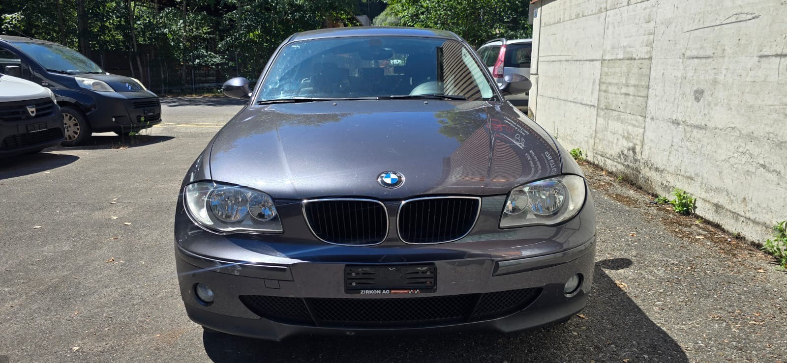 BMW 116i-image-1