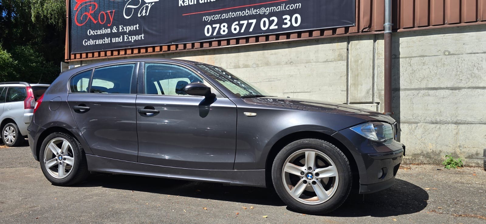 BMW 116i-image-3