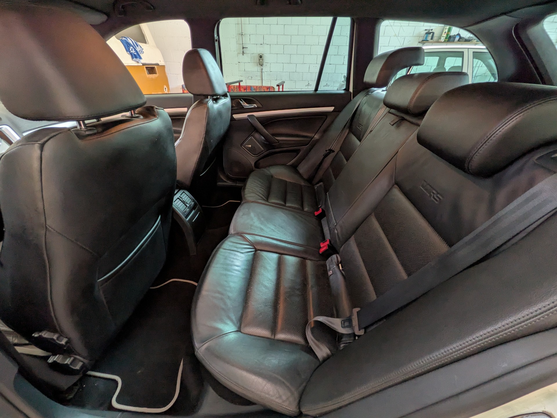 SKODA Octavia Combi 2.0 TDI RS DSG * Frisch ab MFK-image-15