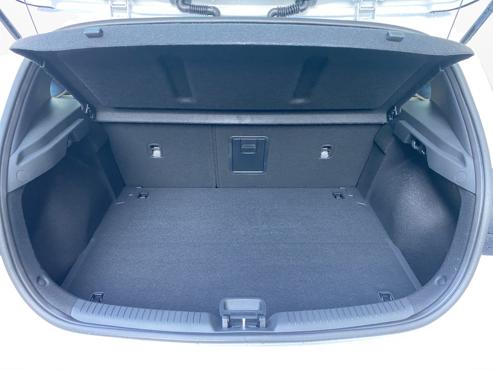 HYUNDAI i30 1.6 T-GDi Amplia-image-15