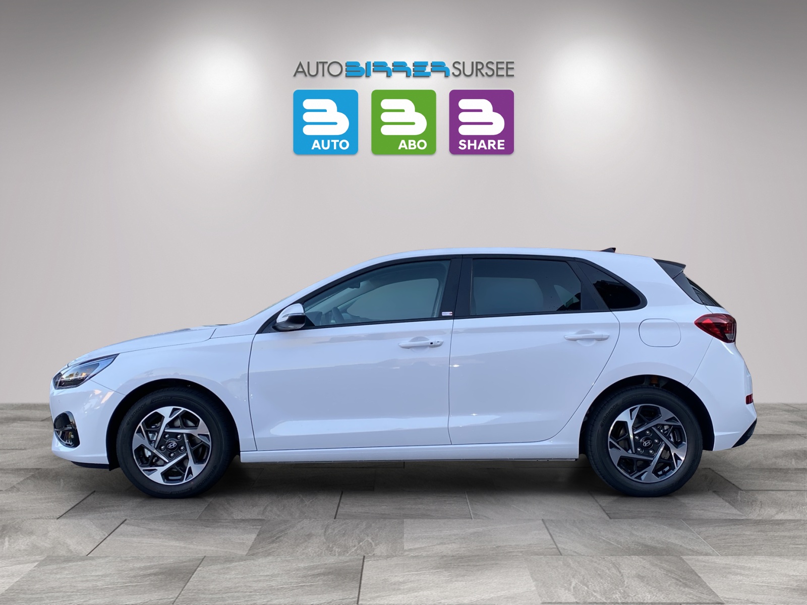 HYUNDAI i30 1.6 T-GDi Amplia-image-7