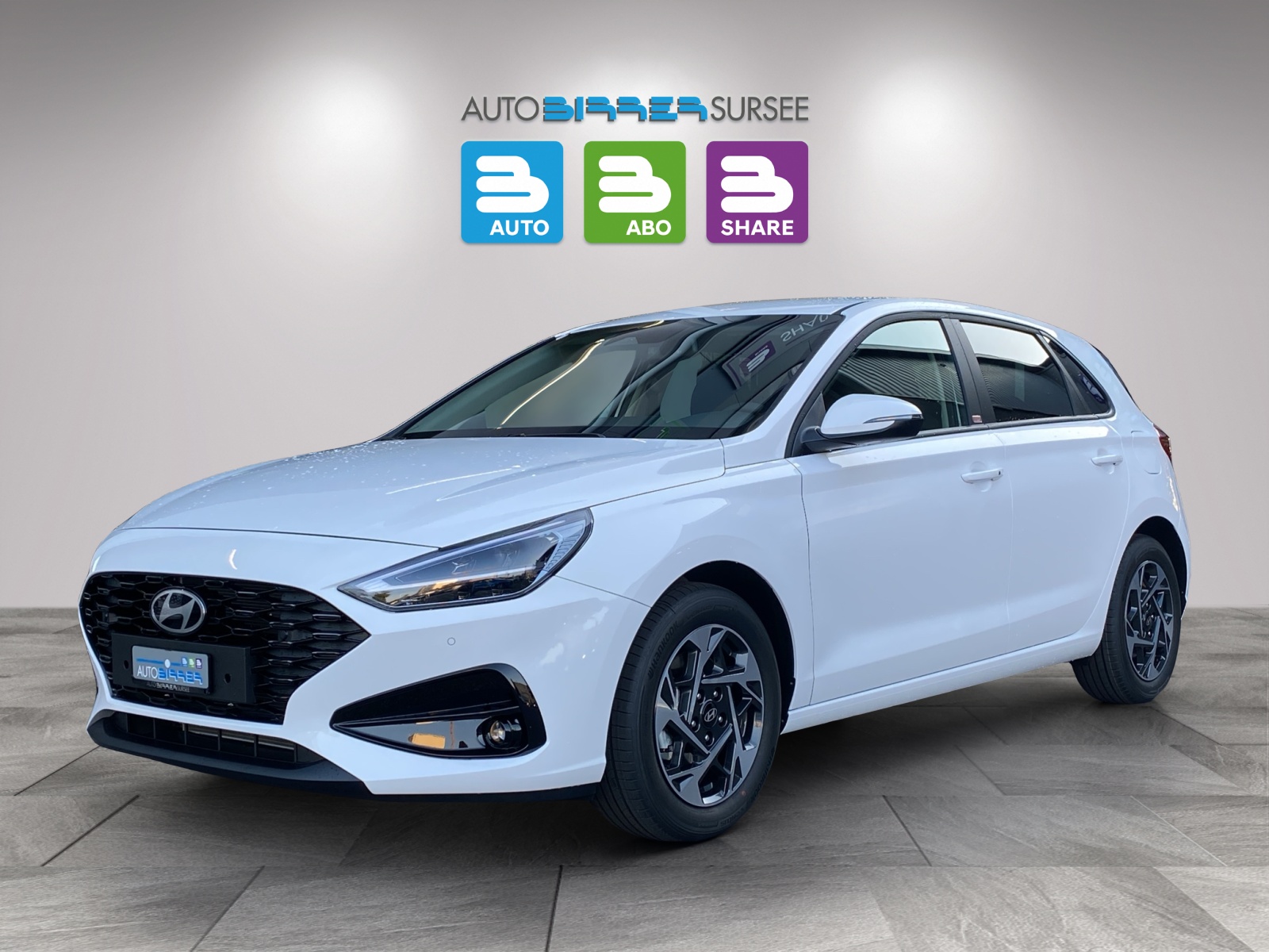 HYUNDAI i30 1.6 T-GDi Amplia-image-0