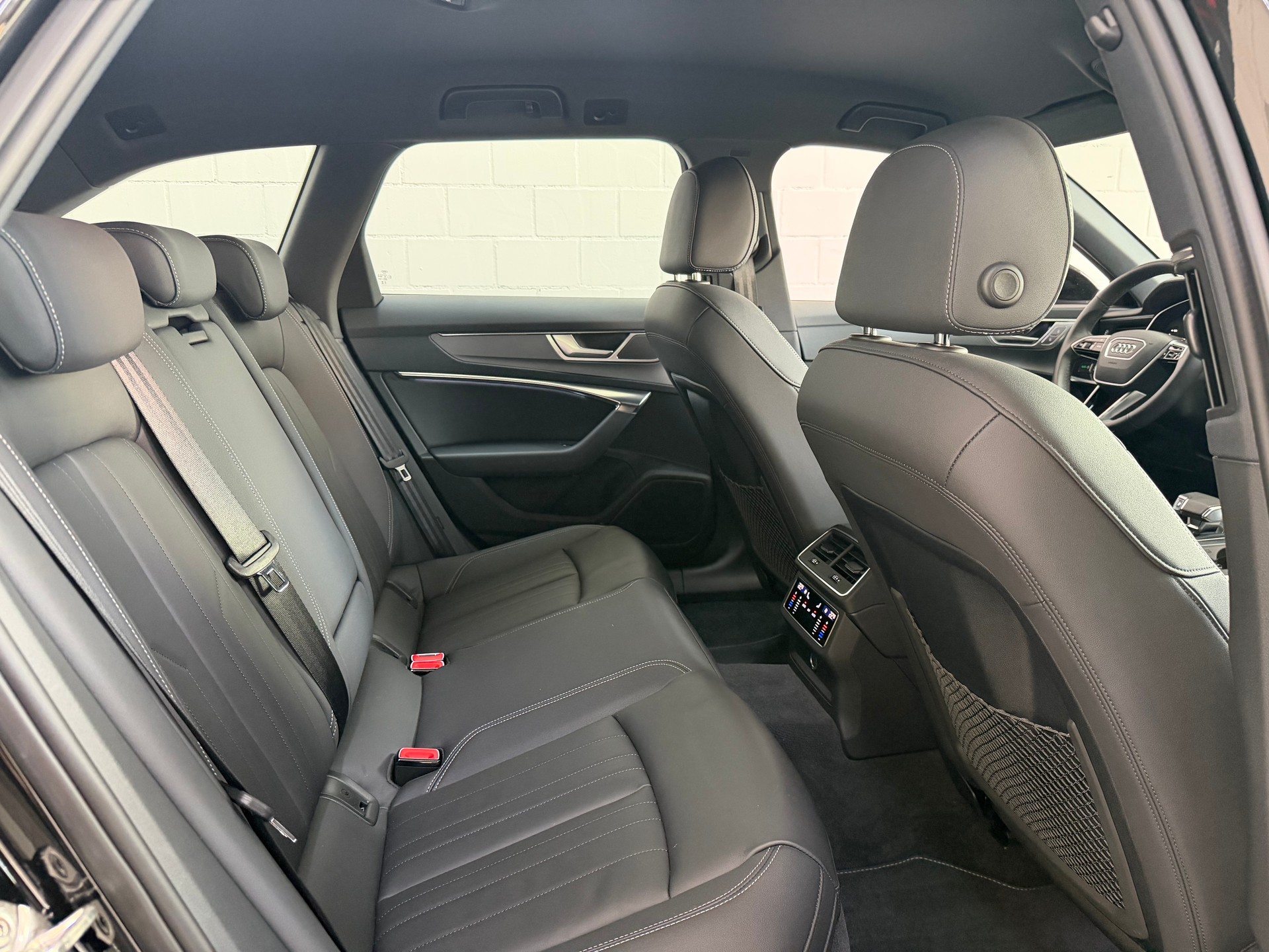 AUDI A6 Avant 50 TFSIe advanced quattro S-tronic-image-10
