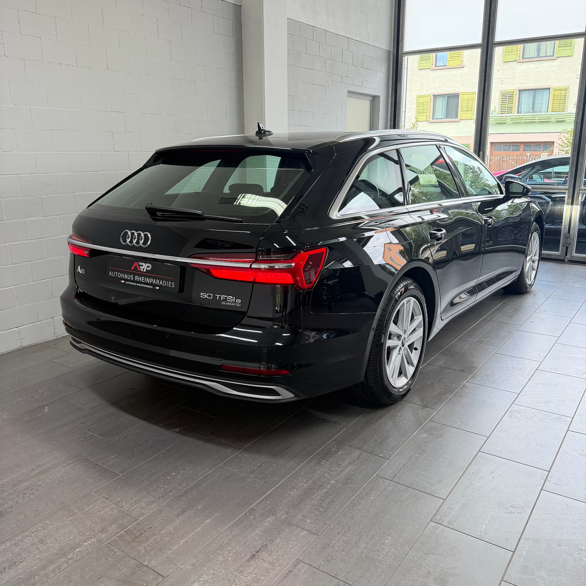 AUDI A6 Avant 50 TFSIe advanced quattro S-tronic-showroom-element-3