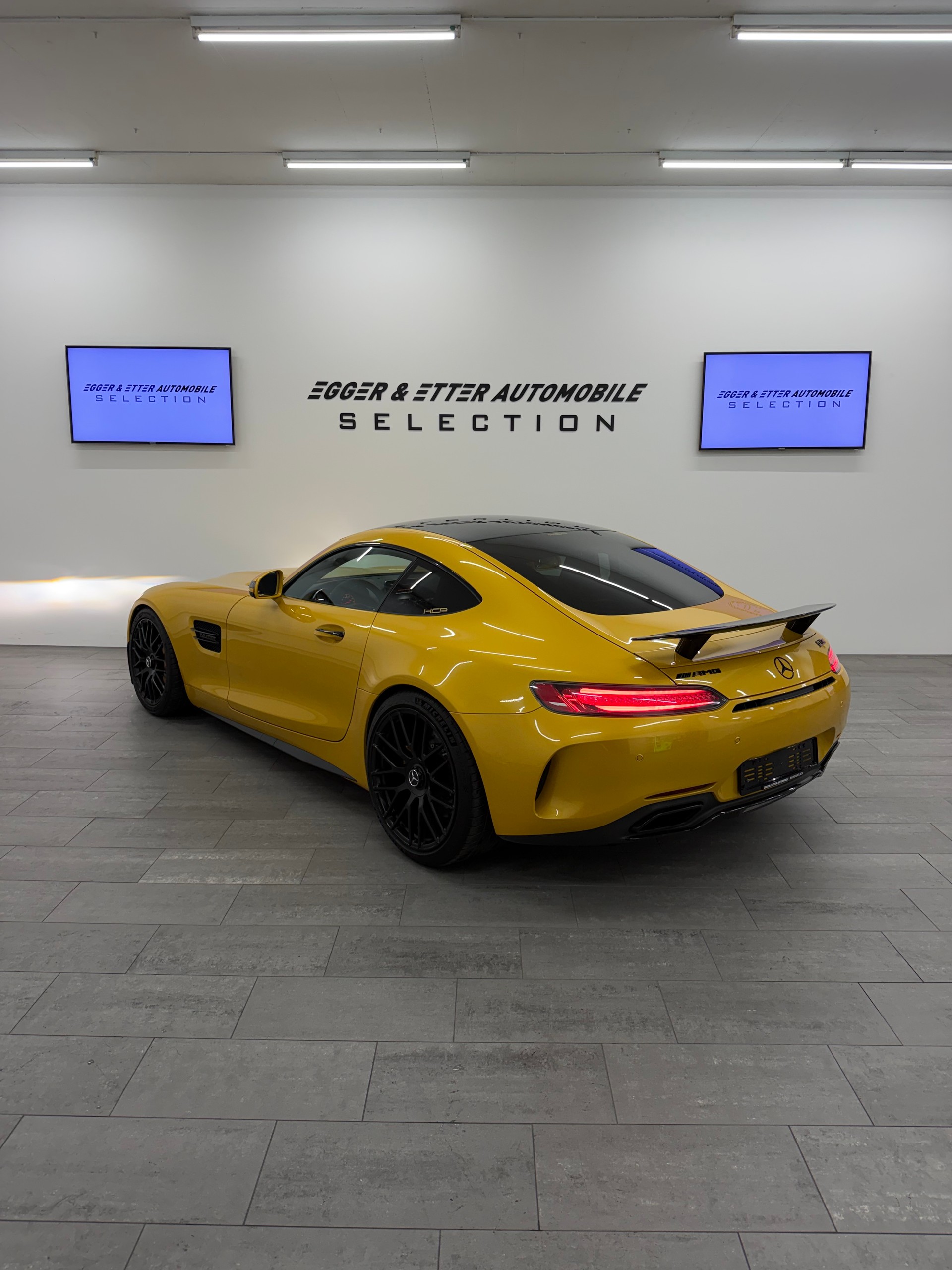 MERCEDES-BENZ AMG GT C Speedshift DCT-image-6