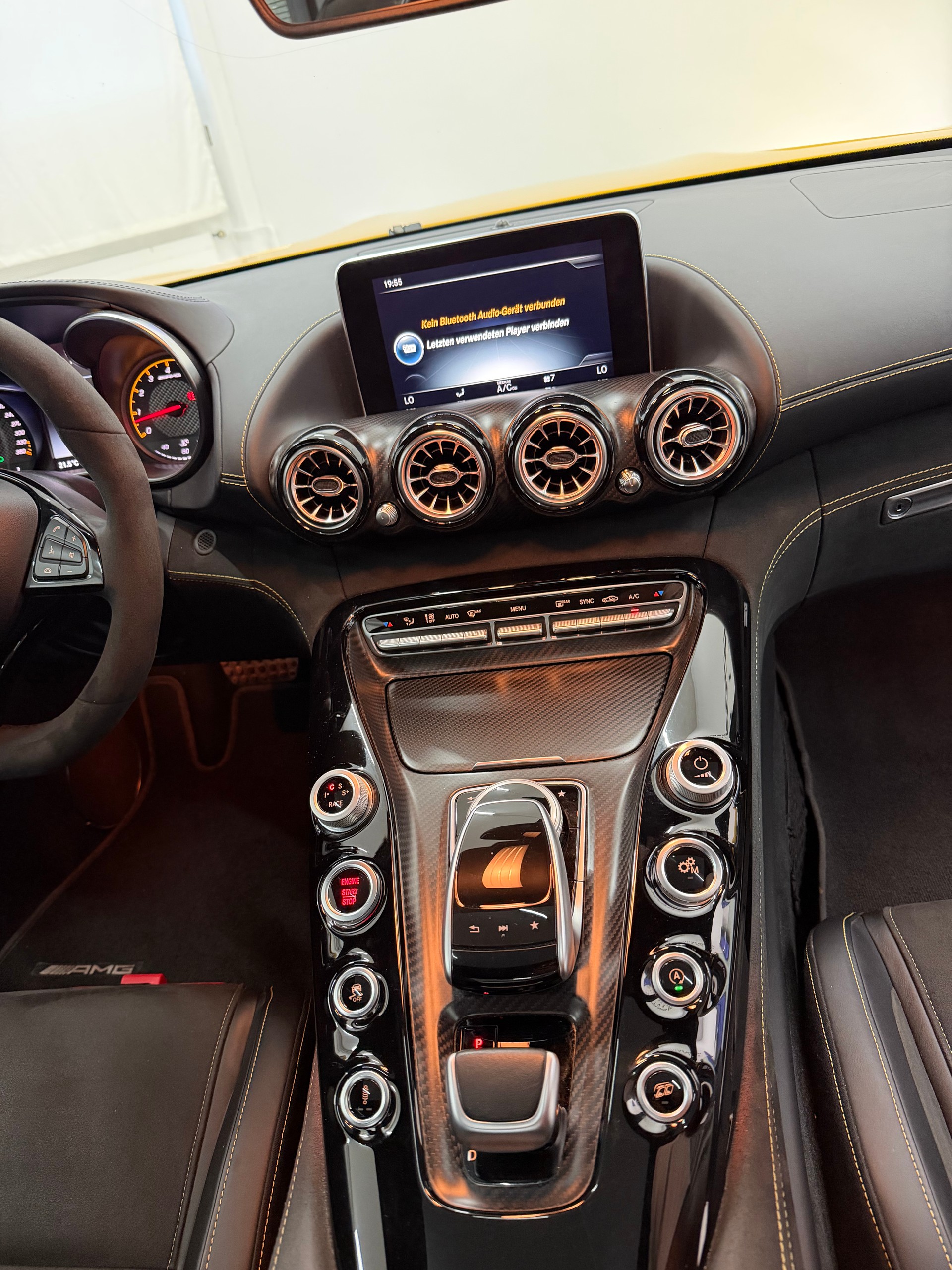 MERCEDES-BENZ AMG GT C Speedshift DCT-image-10