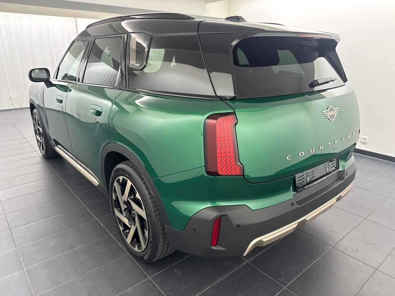 MINI Countryman S ALL4 ''CH-Auslieferung''-image-1