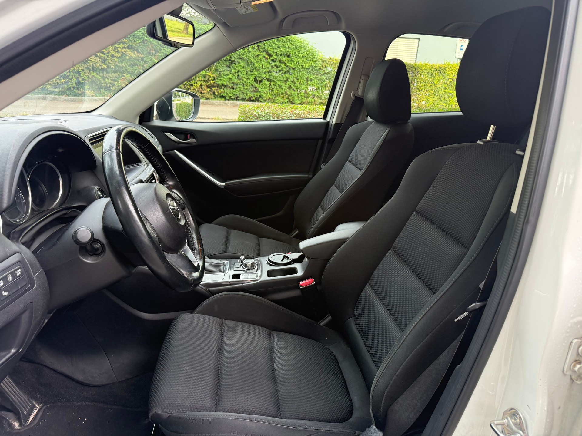 MAZDA CX-5 2.2 D Ambition FWD Automatic-image-5