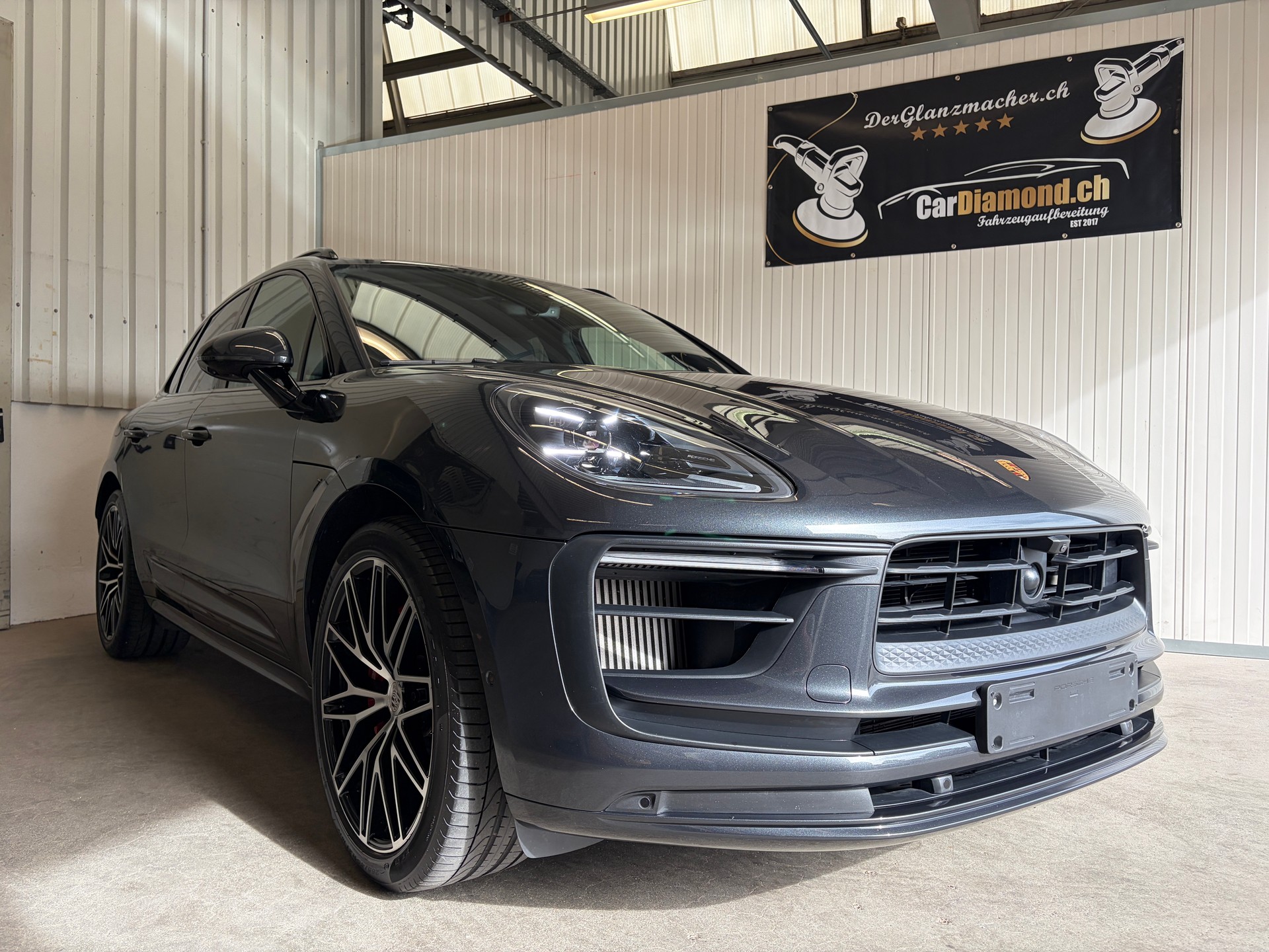 PORSCHE Macan S PDK *SPORT DESIGN* LUFT PDLS+ AHK 21"-image-0