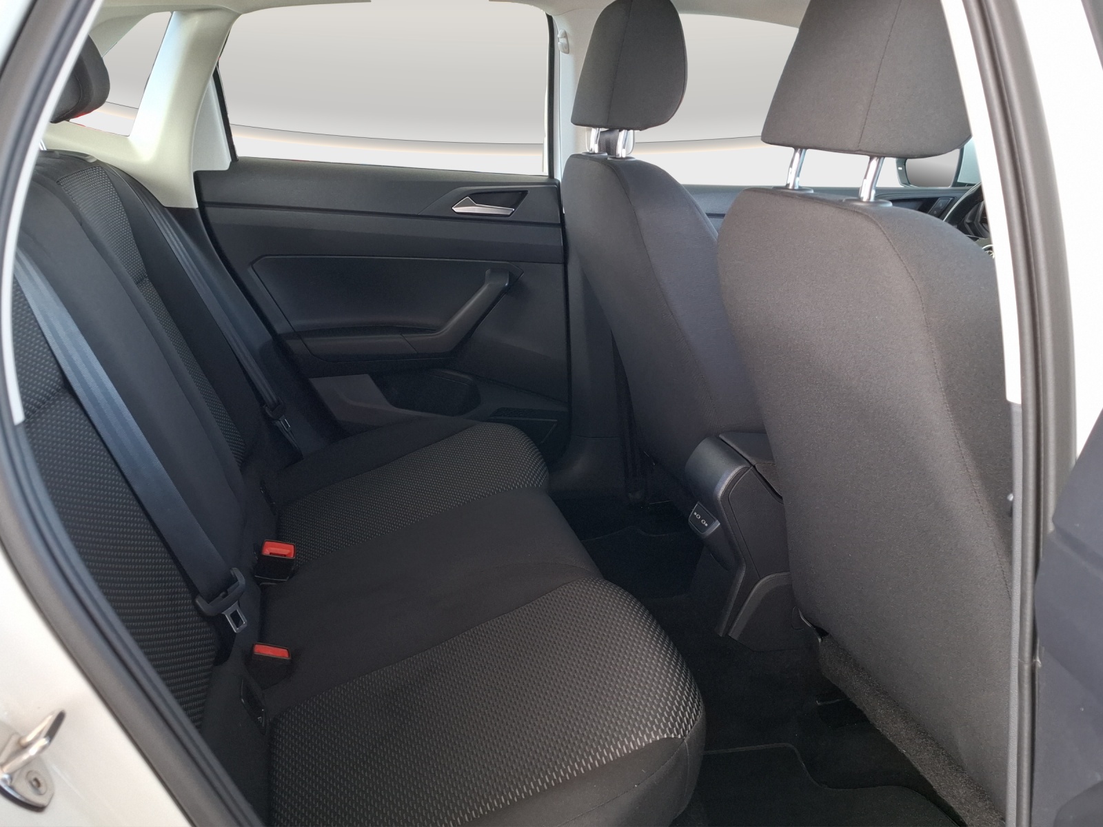 VW Polo 1.0 BMT Value-image-8
