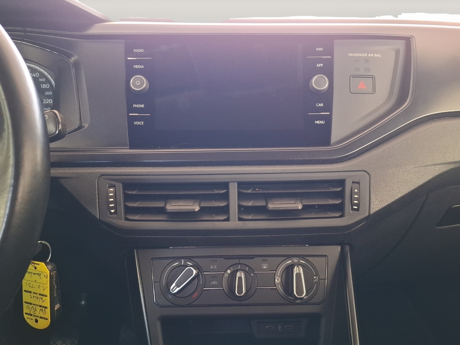 VW Polo 1.0 BMT Value-image-11