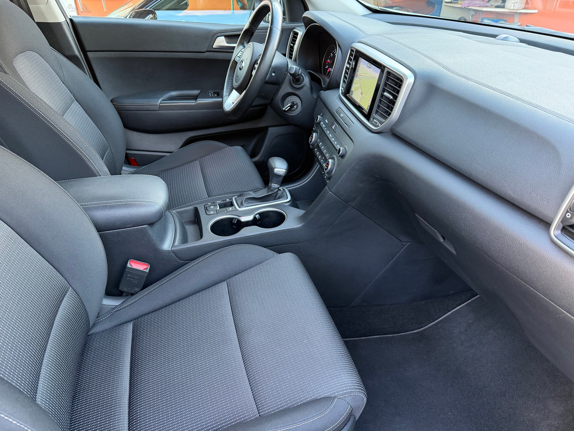 KIA Sportage 1.6 T-GDi Power 25 4WD Automat-image-15
