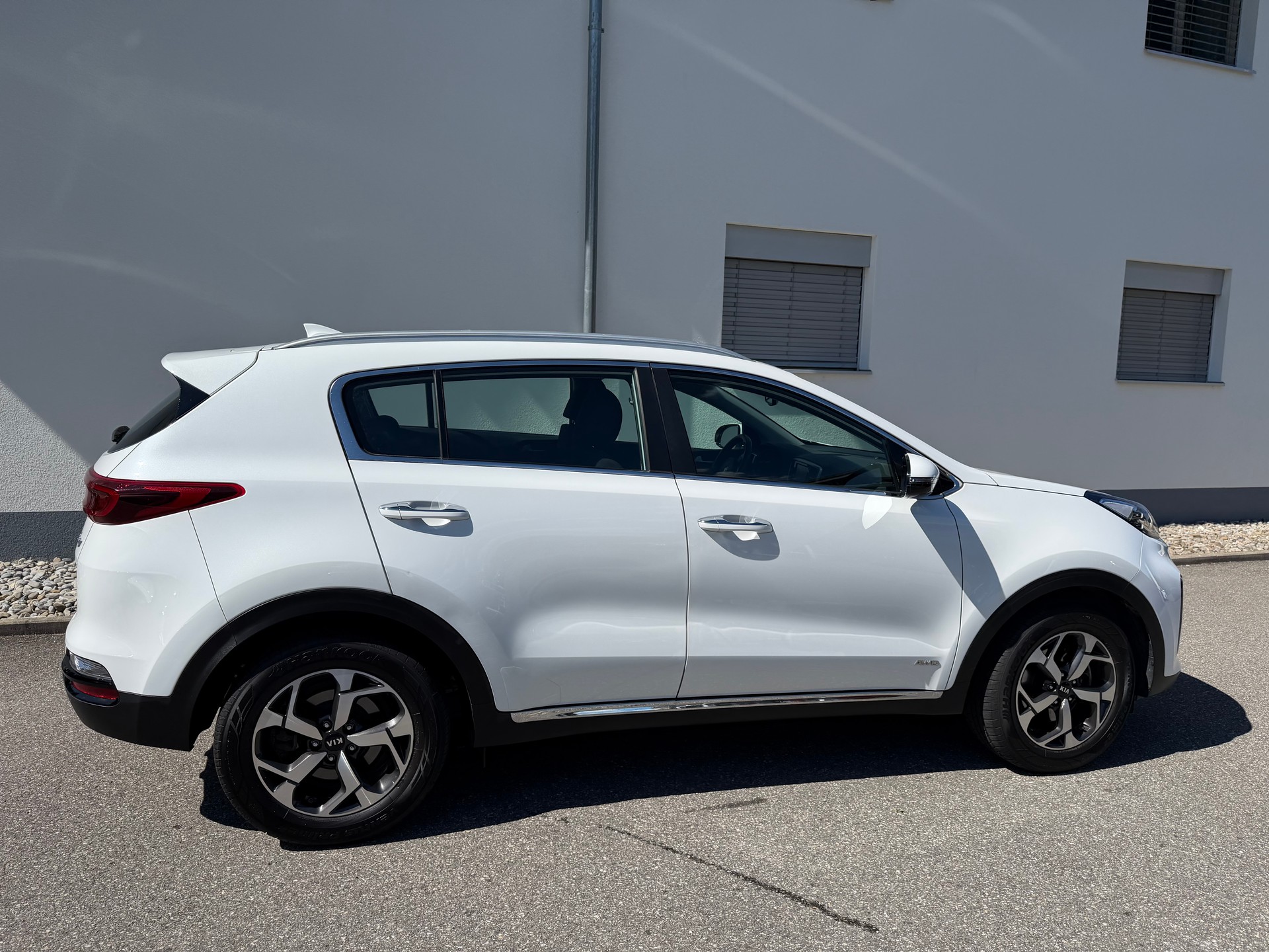 KIA Sportage 1.6 T-GDi Power 25 4WD Automat-image-4