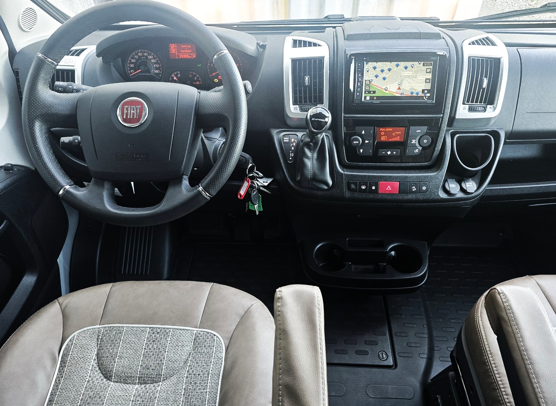 MALIBU CARTHAGO VAN 640 LE RB CHARMING 2,3 DIESEL 9G-AUTOMAT FIAT DUCATO MJ 160-image-14