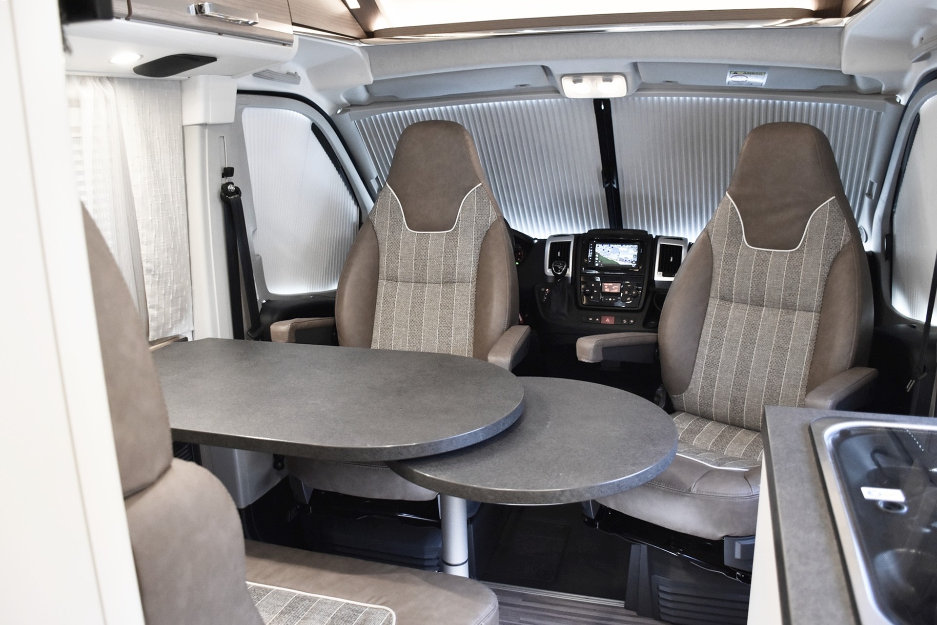 MALIBU CARTHAGO VAN 640 LE RB CHARMING 2,3 DIESEL 9G-AUTOMAT FIAT DUCATO MJ 160-image-8