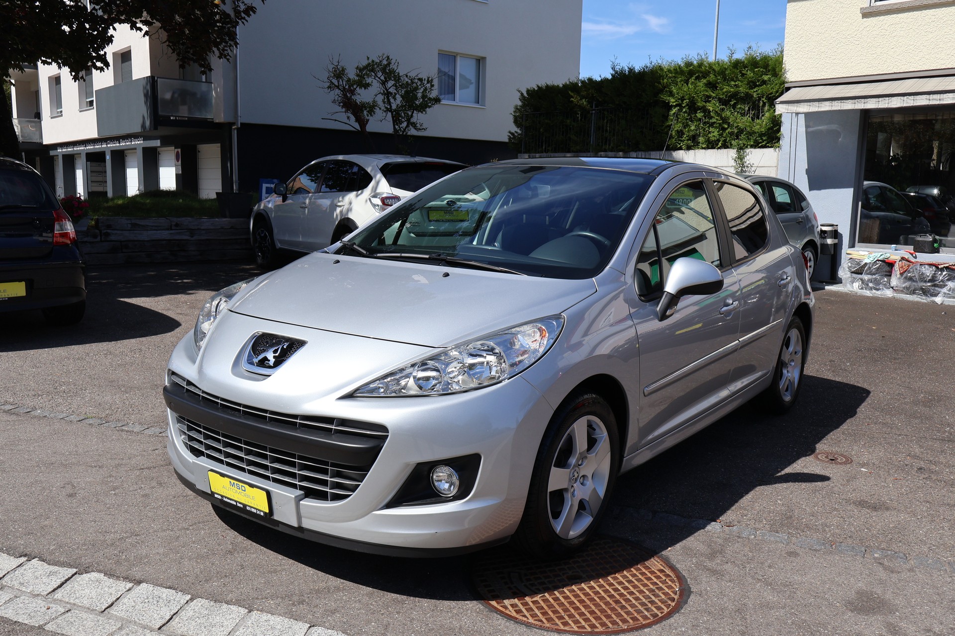 PEUGEOT 207 1.6 16V Allure Automatic-image-1