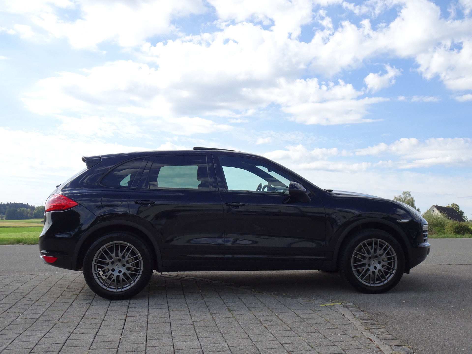 PORSCHE Cayenne S Diesel-image-4