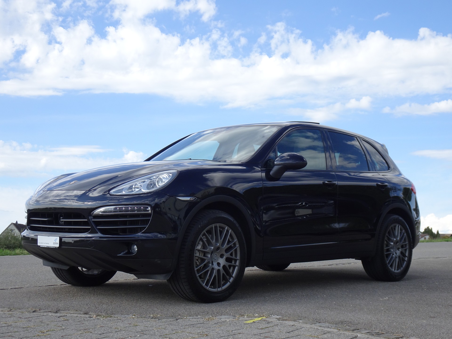 PORSCHE Cayenne S Diesel-image-0