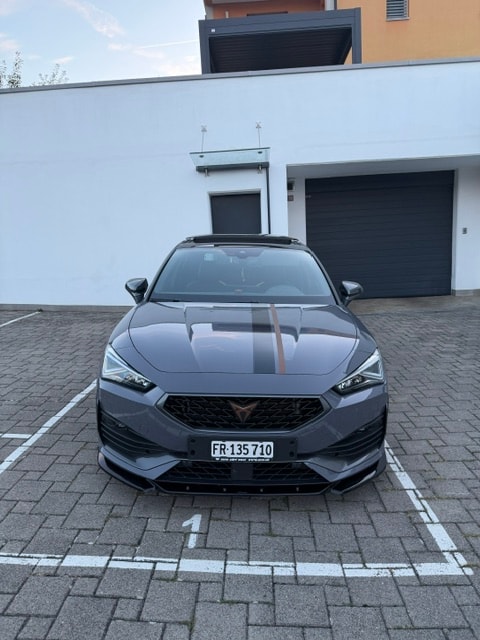 CUPRA 1.5 eTsi-image-1