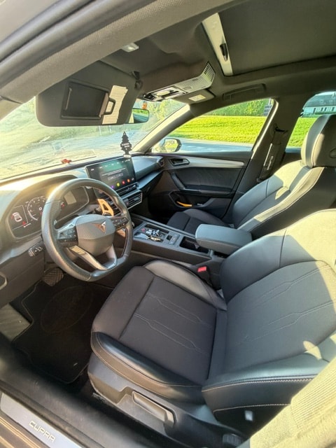 CUPRA 1.5 eTsi-image-3