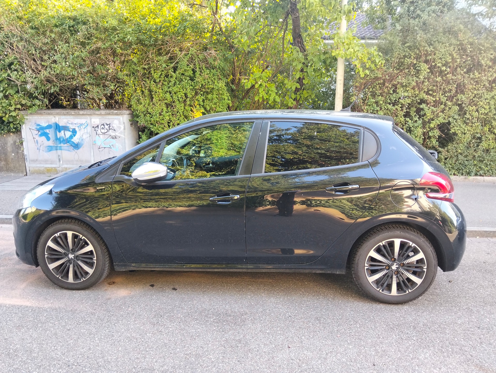 PEUGEOT 1.5 HDI STT-image-1