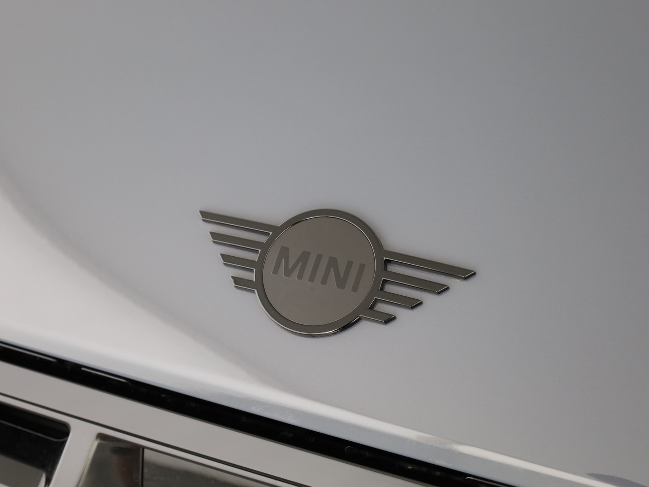 MINI Cooper John Cooper Works Cabriolet DKG I MINI Days Offer-image-7