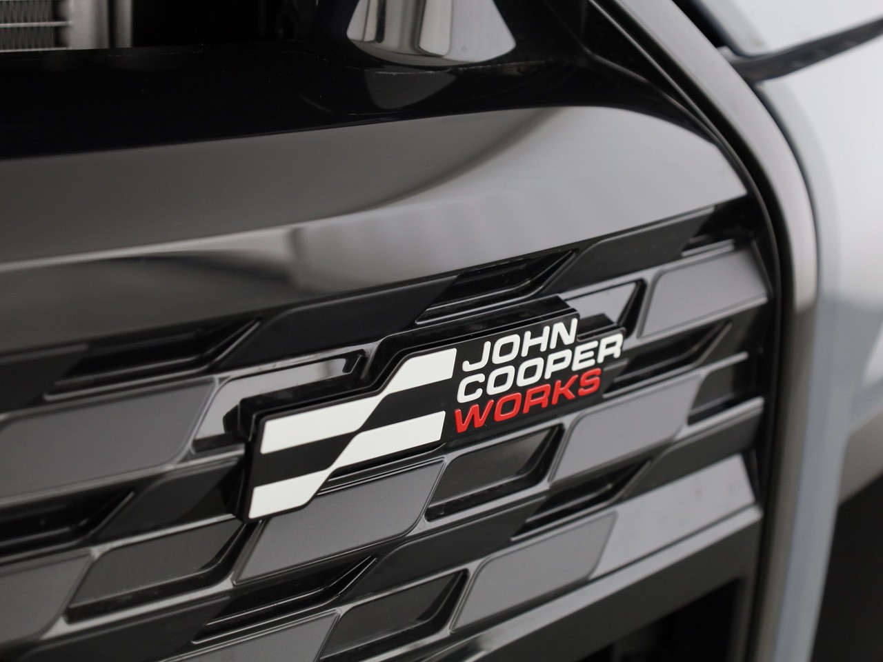 MINI Cooper John Cooper Works Cabriolet DKG I MINI Days Offer-image-6