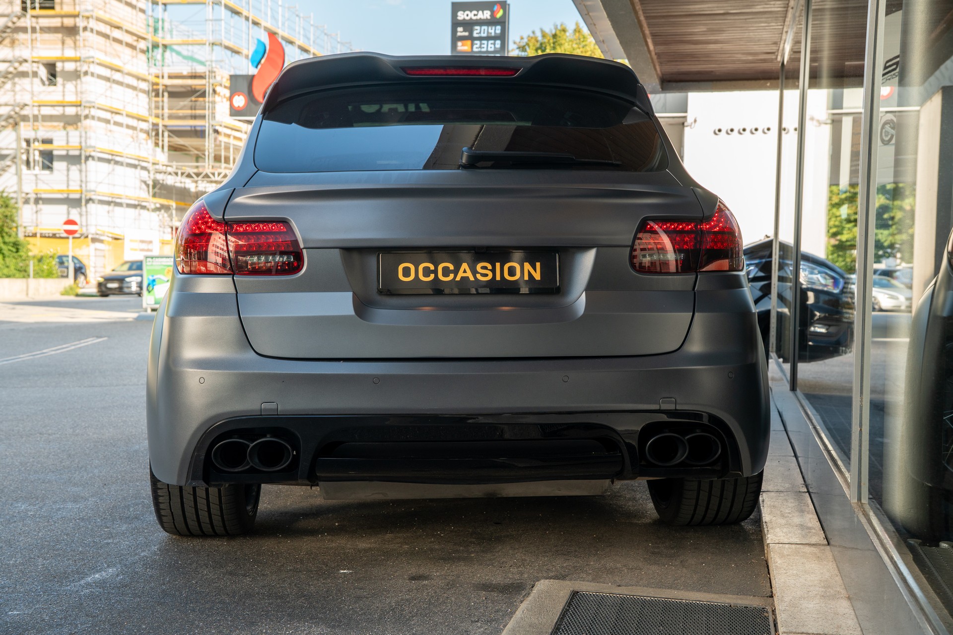 PORSCHE Cayenne Turbo-image-3