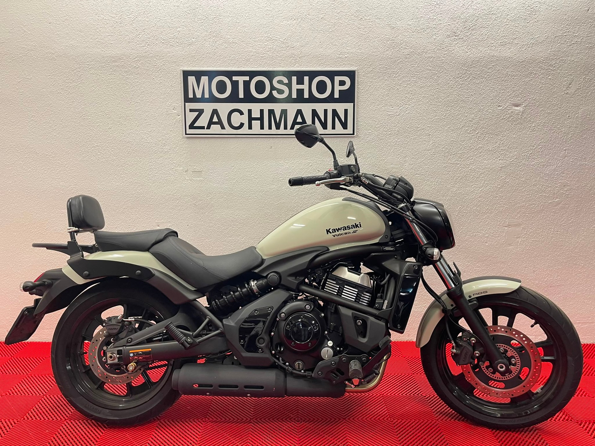 KAWASAKI Vulcan S ABS