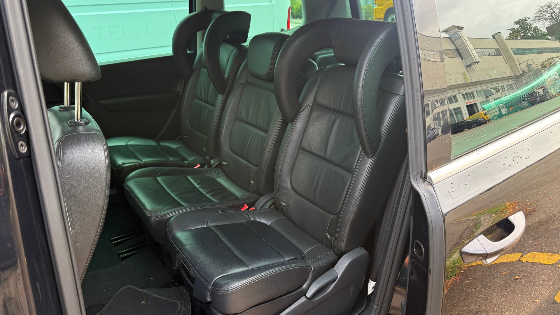 VW Sharan 2.0 TDI BlueMotion Technology Highline DSG-image-8