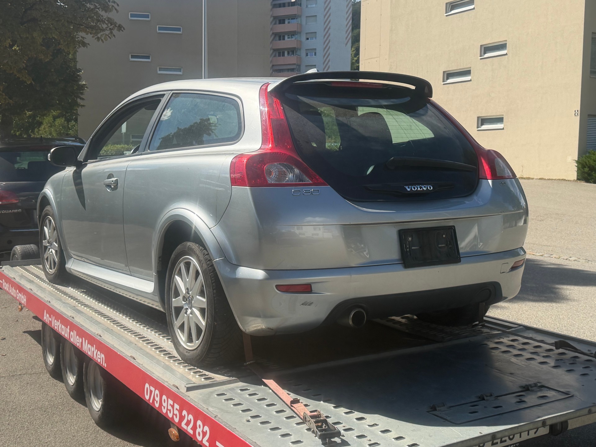 VOLVO C30 2.0 Kinetic-image-1