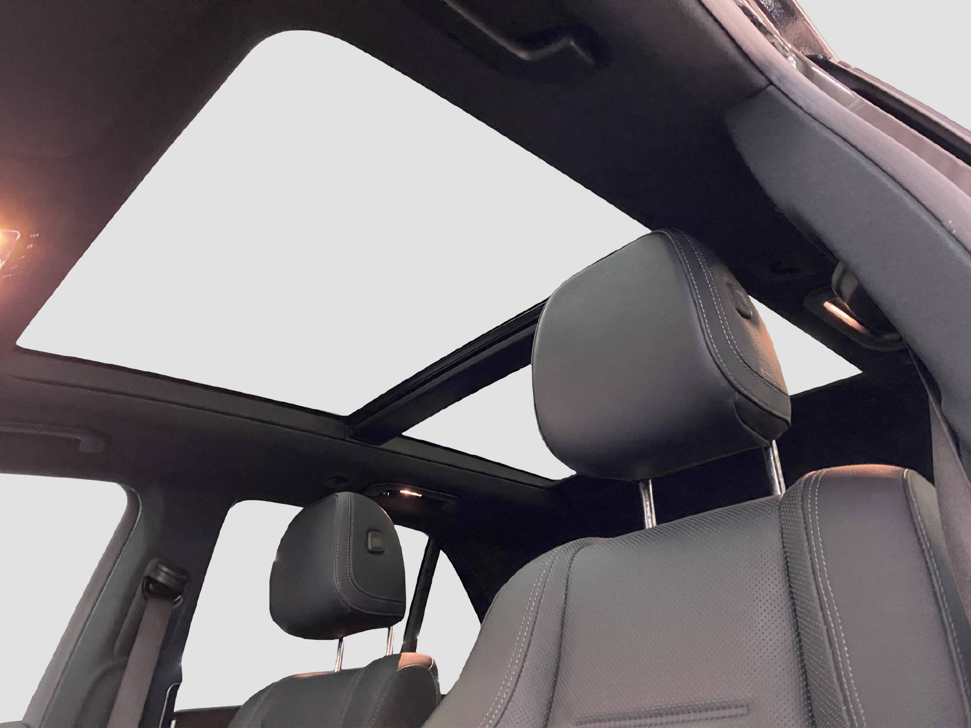 MERCEDES-BENZ GLE 350 e AMG Line 4MATIC-image-12