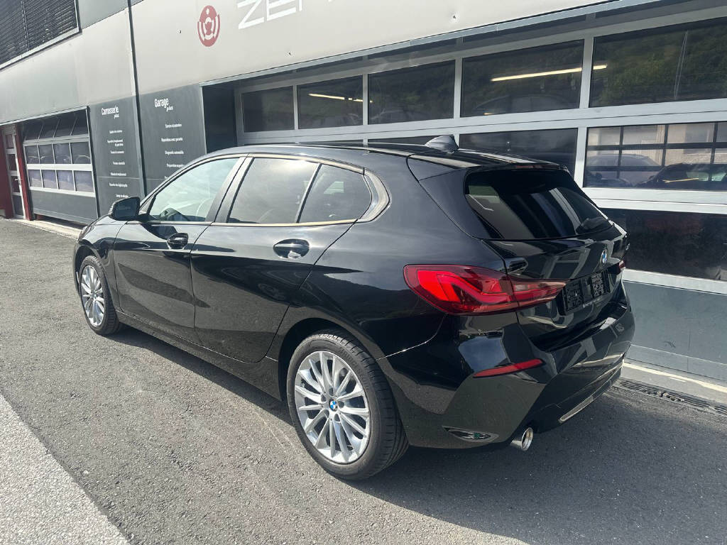 BMW 118i (CH)-image-4