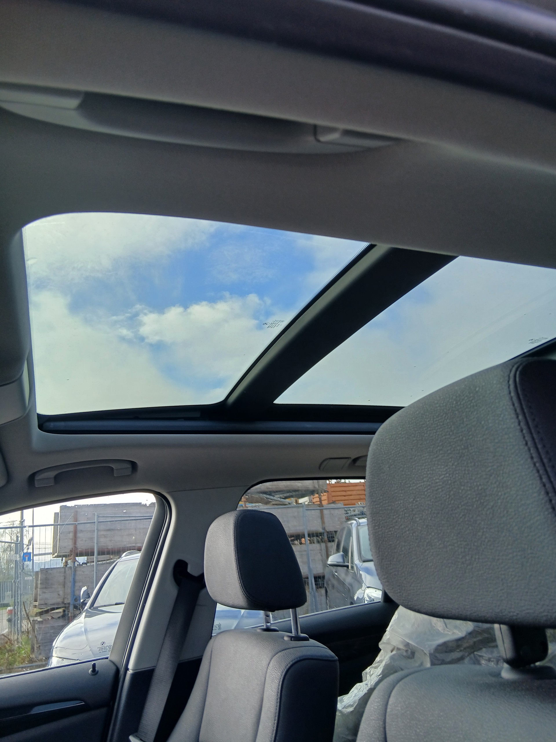 BMW X1 xDrive 28i Steptronic-image-7