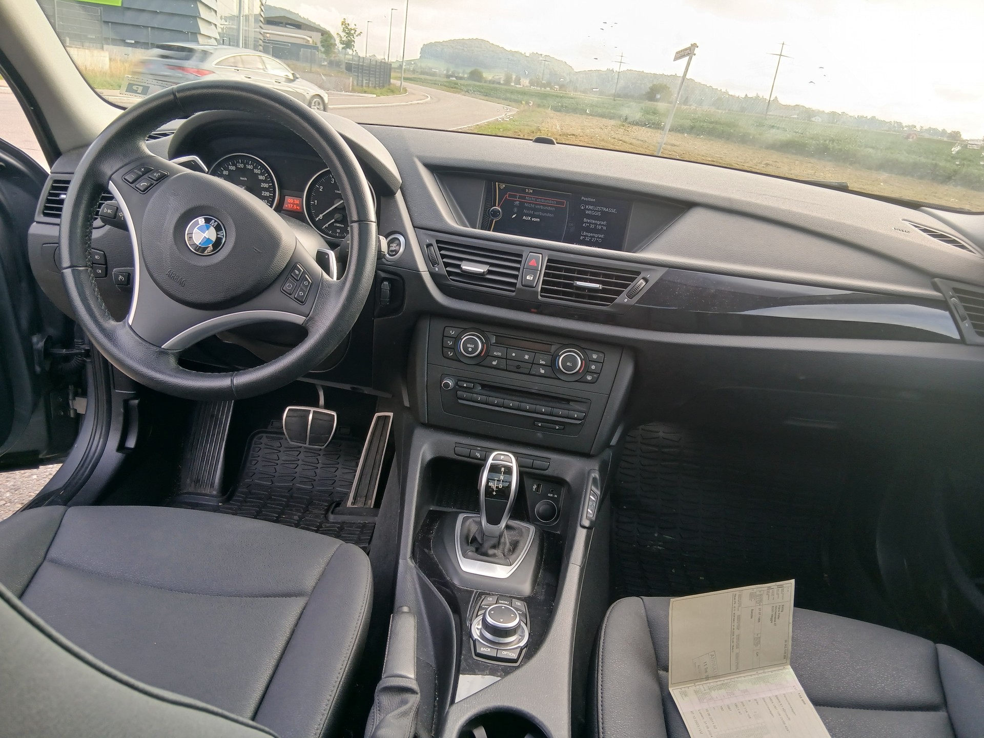 BMW X1 xDrive 28i Steptronic-image-8