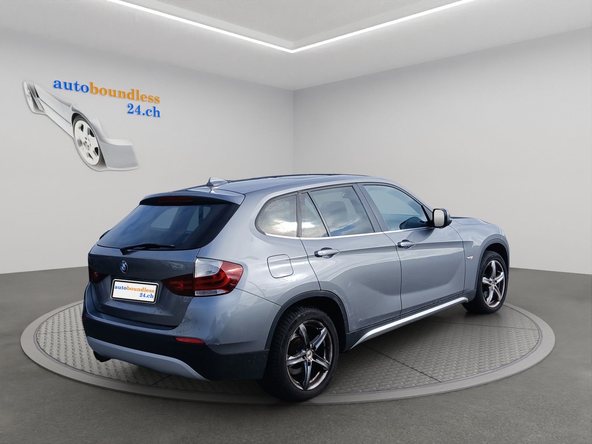 BMW X1 xDrive 28i Steptronic-image-3