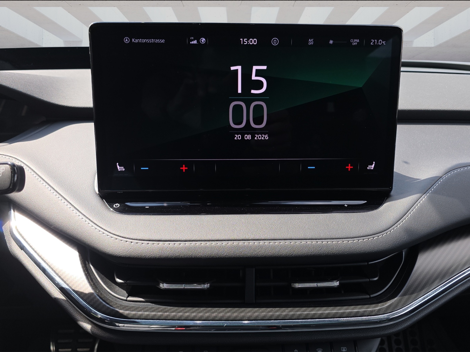 SKODA Enyaq iV 80x SportLine-image-7