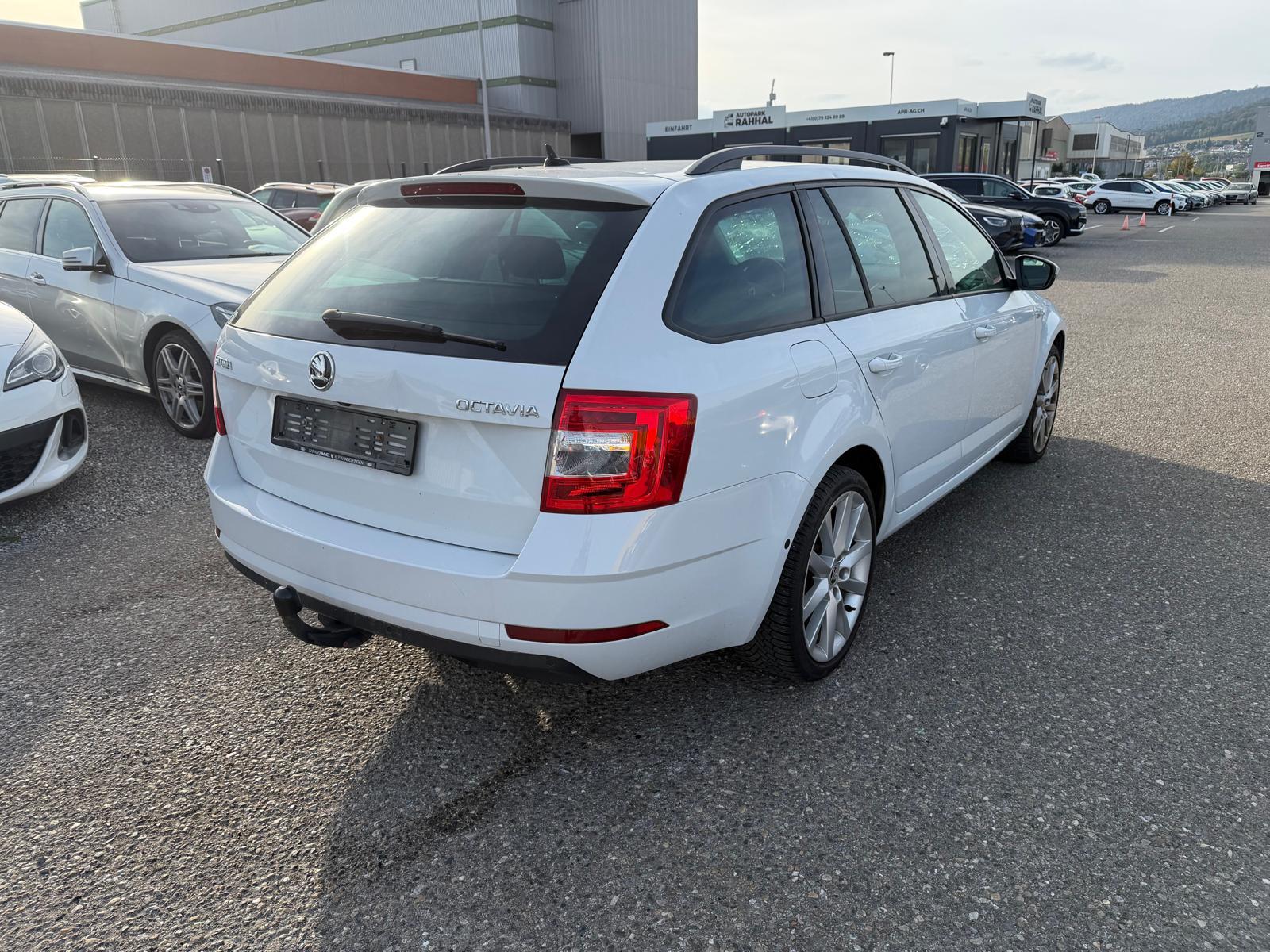 SKODA Octavia Scout 2.0 TDI 184 4x4 DSG-image-5